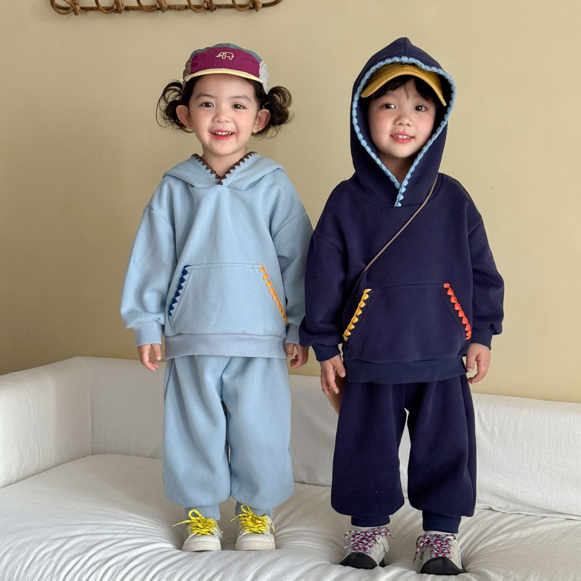 2026年秋新作 子供用長袖服セット 男の子女の子用フード付 - Running Gear Kids のレビューと価格